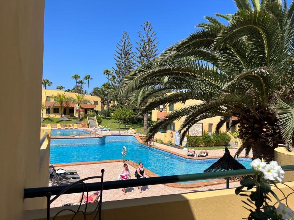 Atlantic Garden Andrew Apartments Pool Air Conditioning コラレホ エクステリア 写真